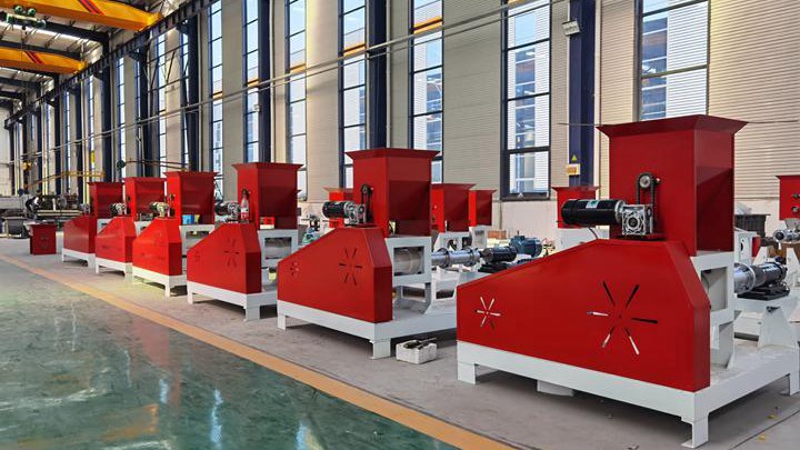 locally made feed production machine vendor low cost in Saudi Arabia
